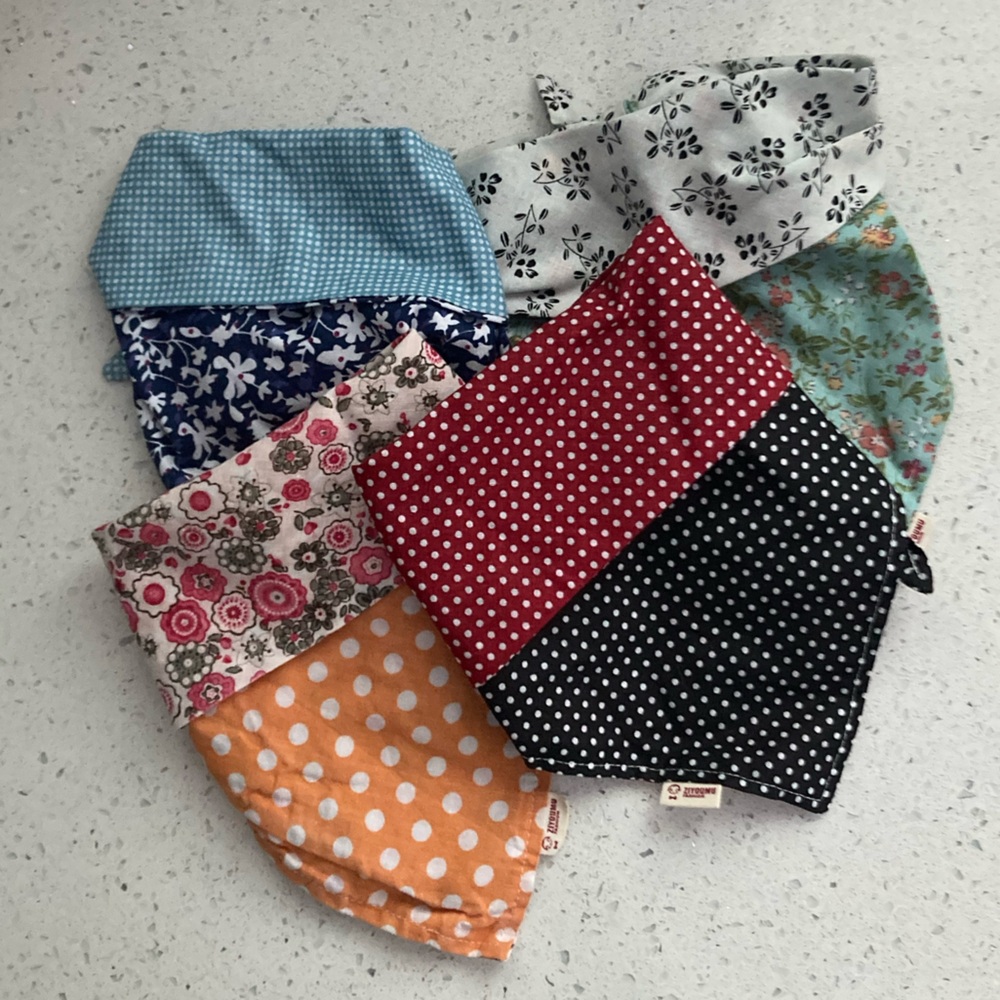 ZIYOUMU 🐾 Dog Reversible Bandana Set